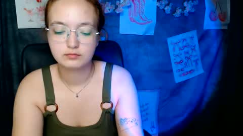 Snapshot of mistyrosee chatting on June 2026 01:03:01 AM Aria online show from June 2026 01:03:01 AM