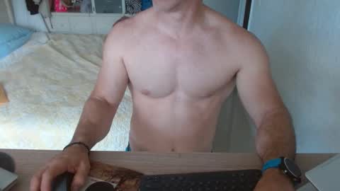 Snapshot of mitcheli chatting on February 2025 09:02:01 PM Onlyfans online show from February 2025 09:02:01 PM