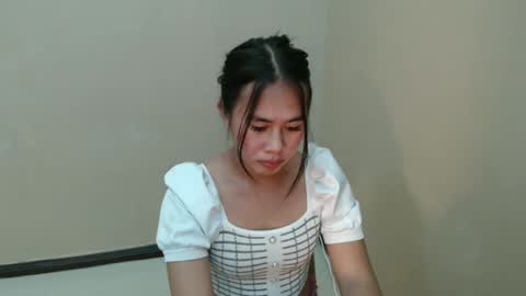 Snapshot of mitsuri_yuki chatting on February 2025 08:48:02 AM Mitsu online show from February 2025 08:48:02 AM