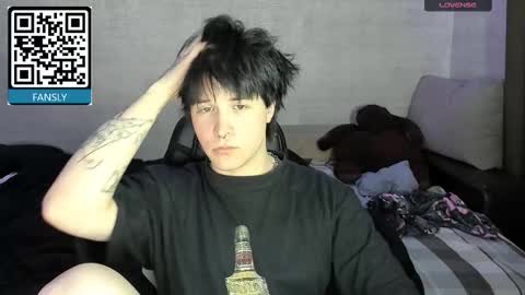 MeowMiku online show from October 2025 05:23:02 PM