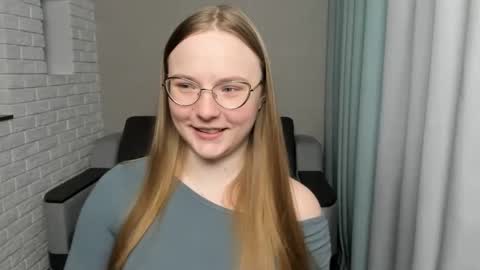 Miya online show from January 2025 01:24:01 PM