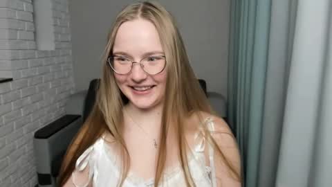 Miya online show from January 2025 04:28:02 PM