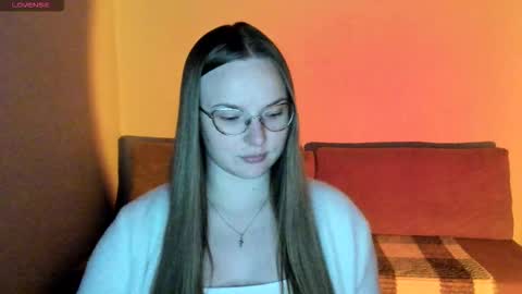 Miya online show from September 2025 09:08:02 PM