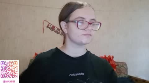 Milana online show from November 2025 07:19:02 AM