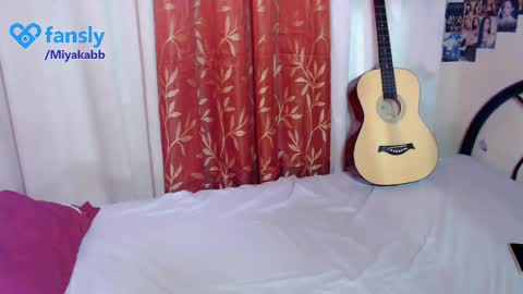 Snapshot of miyakabebe chatting on May 2026 09:52:01 PM Miyakabebe online show from May 2026 09:52:01 PM
