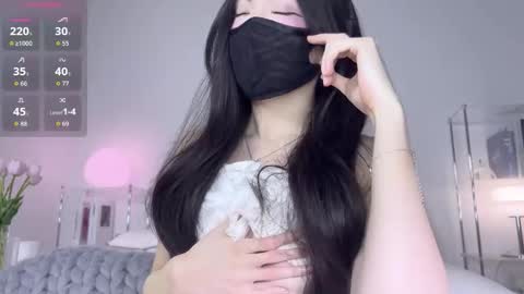 Miyu online show from October 2025 03:13:01 PM