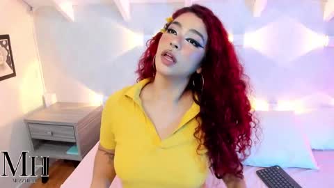 Snapshot of mizzhell_ chatting on September 2025 12:50:02 PM mizzhell_ online show from September 2025 12:50:02 PM