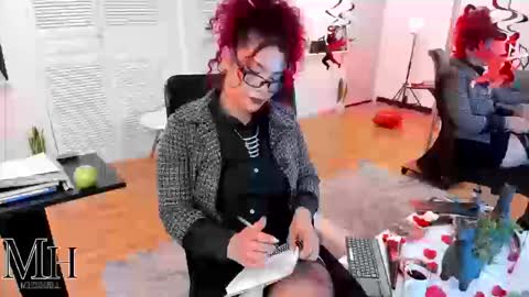 Snapshot of mizzhell_ chatting on September 2025 01:45:01 PM mizzhell_ online show from September 2025 01:45:01 PM