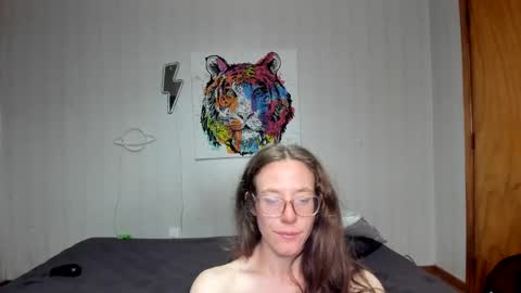 MizzKittay online show from December 2024 02:04:01 PM