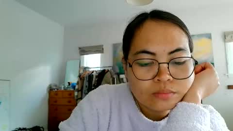 Mizzmay online show from November 2025 02:50:01 AM