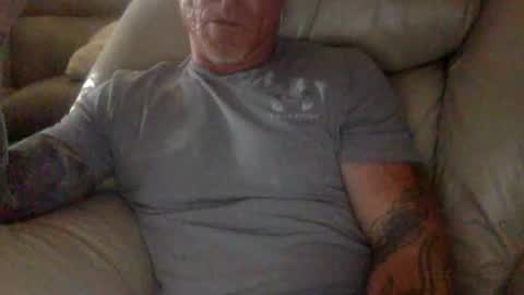 Snapshot of mjg175 chatting on June 2026 04:53:02 PM SexyRed online show from June 2026 04:53:02 PM