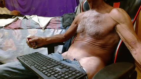 Snapshot of mjmadurengue chatting on January 2025 05:14:01 AM Mario jose online show from January 2025 05:14:01 AM