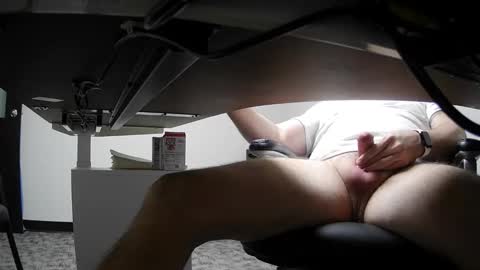 Snapshot of mlangworthy chatting on March 2026 09:53:01 PM MLangworthy online show from March 2026 09:53:01 PM