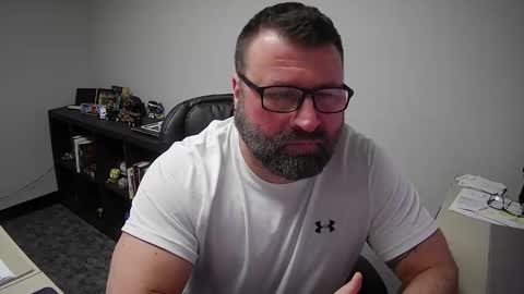 Snapshot of mlangworthy chatting on March 2026 05:23:02 PM MLangworthy online show from March 2026 05:23:02 PM