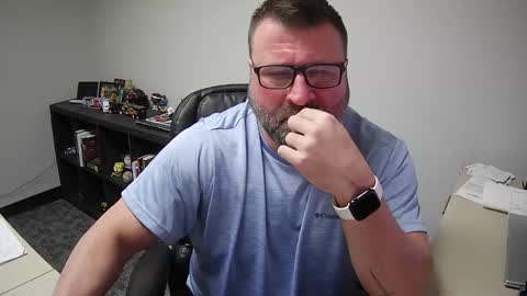 Snapshot of mlangworthy chatting on April 2026 04:51:01 PM MLangworthy online show from April 2026 04:51:01 PM