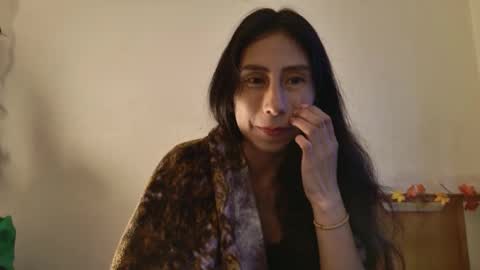 MoonLipson online show from October 2025 06:13:02 PM