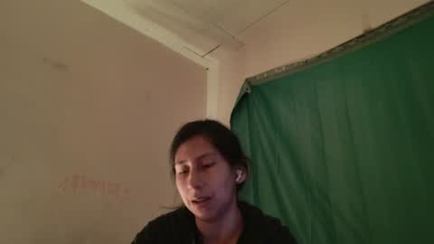 Snapshot of mli739709 chatting on June 2026 02:44:01 AM MoonLipson online show from June 2026 02:44:01 AM