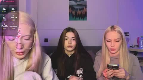 alice and ray online show from April 2026 09:37:01 PM