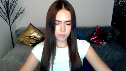 Beata online show from December 2025 06:39:01 PM