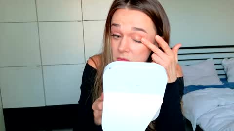 mmminnie online show from March 2026 03:38:02 PM