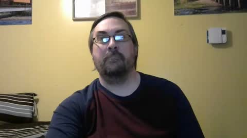 Snapshot of mmr4545 chatting on March 2026 04:40:02 AM mark online show from March 2026 04:40:02 AM