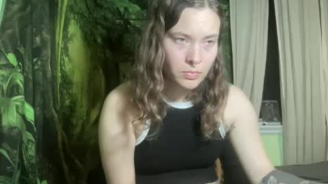 Misty online show from November 2025 06:28:01 AM