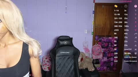 MOCHA   JAMES THE NPC  online show from April 2026 09:48:02 PM