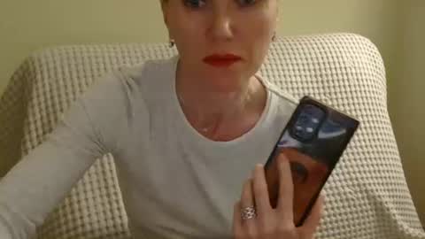 Aurora online show from April 2026 07:55:01 PM