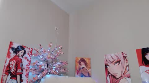 Molly online show from October 2025 04:43:01 AM