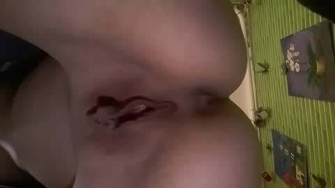 Snapshot of mohawkred chatting on February 2025 07:03:01 AM MohawkRed online show from February 2025 07:03:01 AM