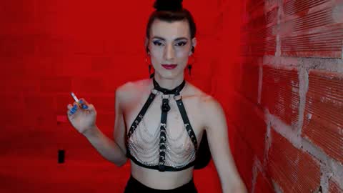 Snapshot of moira_hot chatting on February 2026 11:22:01 PM moira_hot online show from February 2026 11:22:01 PM