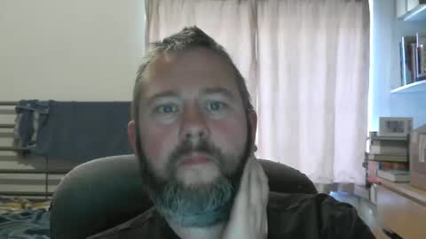 Snapshot of moistfalafel chatting on April 2026 05:30:01 PM Jode online show from April 2026 05:30:01 PM