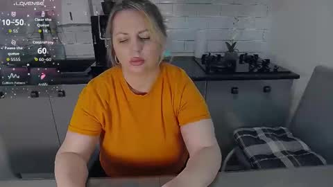 erika online show from February 2026 08:18:01 AM