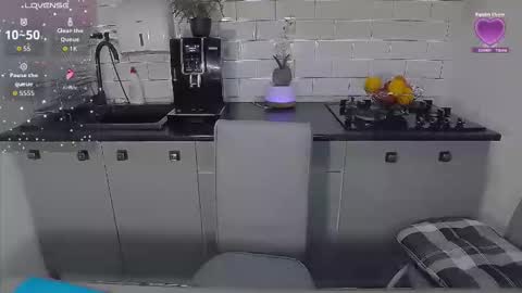 erika online show from February 2026 12:01:02 PM