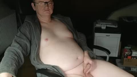 mojo705 online show from January 2025 02:10:01 AM