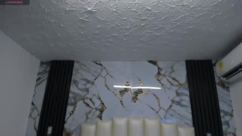 Hey Guys  Im Mollie online show from April 2026 11:58:01 AM