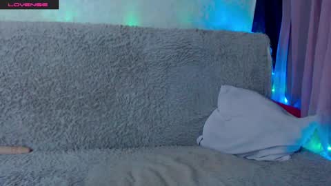 Snapshot of molly1sex chatting on April 2026 04:43:02 AM Molly1sex online show from April 2026 04:43:02 AM