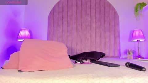 Molly Jackson online show from January 2025 06:06:01 PM