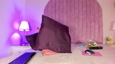 Molly Jackson online show from January 2025 03:29:02 PM