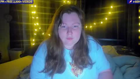 molly_moons online show from November 2025 04:25:02 AM