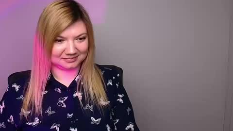 Molly online show from February 2025 03:26:01 PM