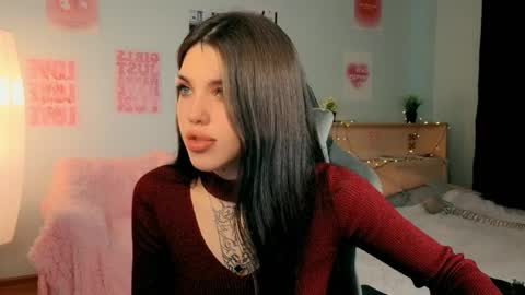 Snapshot of molly_rettyy chatting on April 2026 04:22:01 AM Molly online show from April 2026 04:22:01 AM