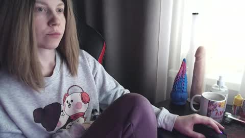 I have new photos come and see with love Molly online show from March 2025 08:49:02 AM