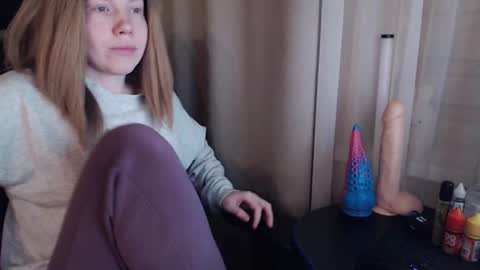 I have new photos come and see with love Molly online show from March 2025 02:41:02 AM