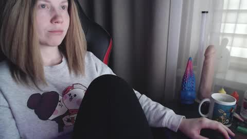 I have new photos come and see with love Molly online show from March 2025 06:18:02 AM