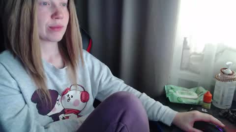 I have new photos come and see with love Molly online show from October 2025 08:56:02 AM