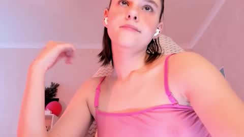 Molly online show from February 2026 06:26:01 AM