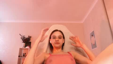 Snapshot of molly_soft chatting on June 2026 06:04:01 AM Molly online show from June 2026 06:04:01 AM