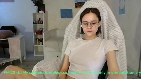 Snapshot of molly_soft chatting on June 2026 04:52:02 AM Molly online show from June 2026 04:52:02 AM