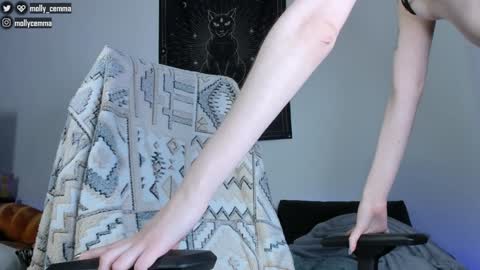 Molly online show from January 2025 03:57:01 PM